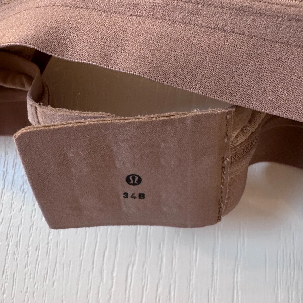 Lululemon Awake to Lace Bra size 34B